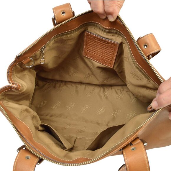 AUTHENTIC COACH SOFT LEATHER SHOULDER BAG PURSE TAN #9554 - Picture 3 of 15